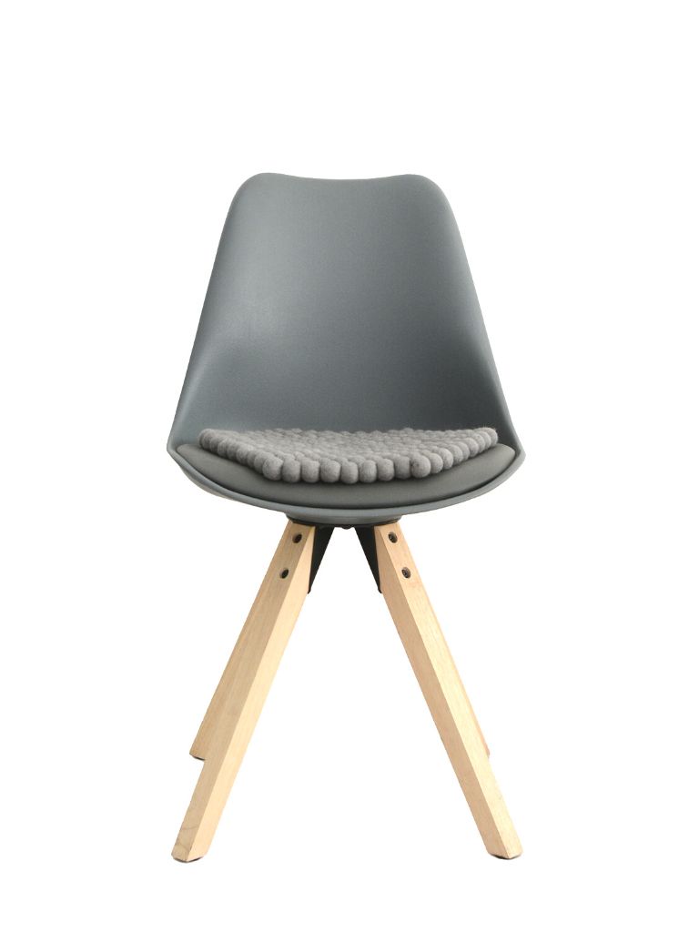 Handmade Pom Pom Ball Chair Pad.jpg