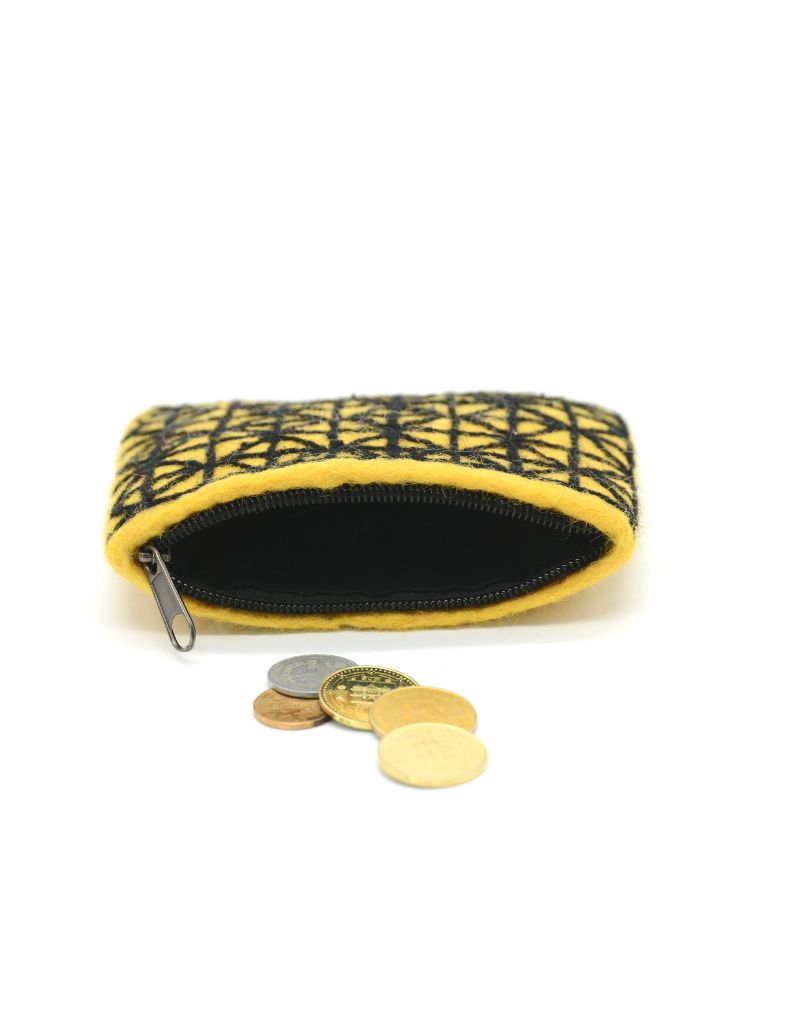 wool felt yellow purse.jpg (1)
