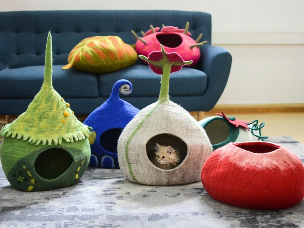 felt wool cat cave in different design