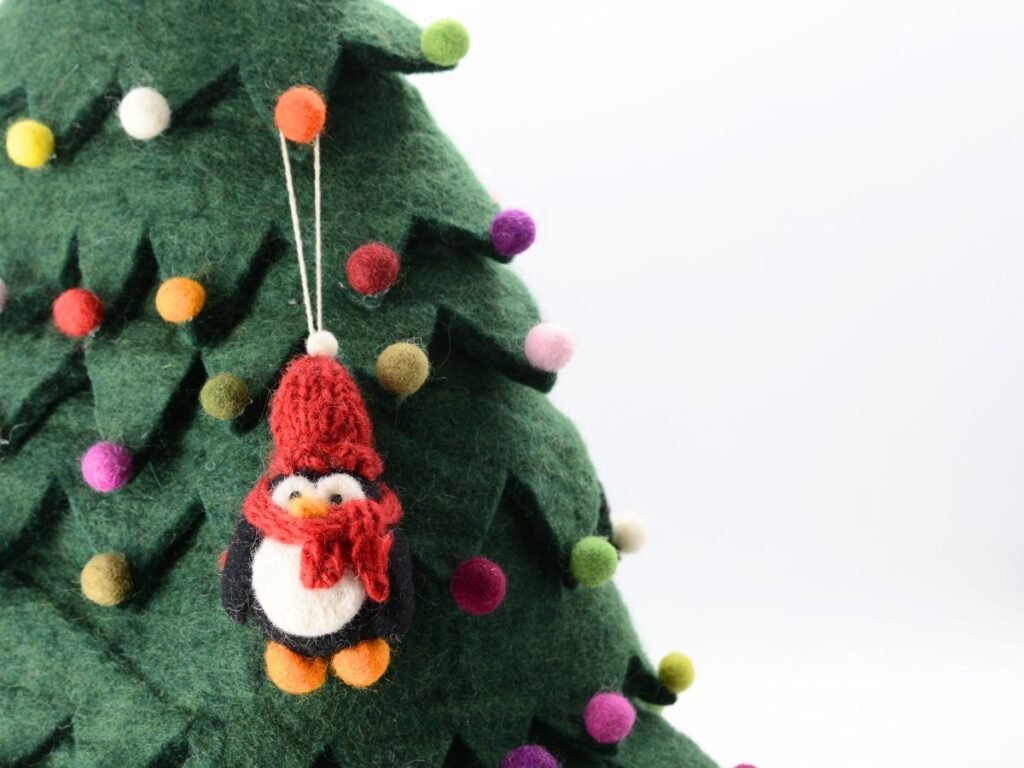 needle-felted-penguin-christmasdecor