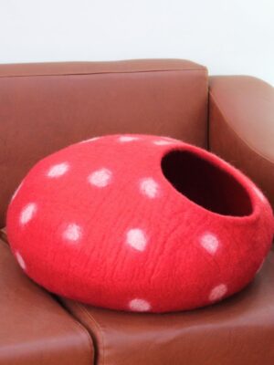 felt strawberry cat bed